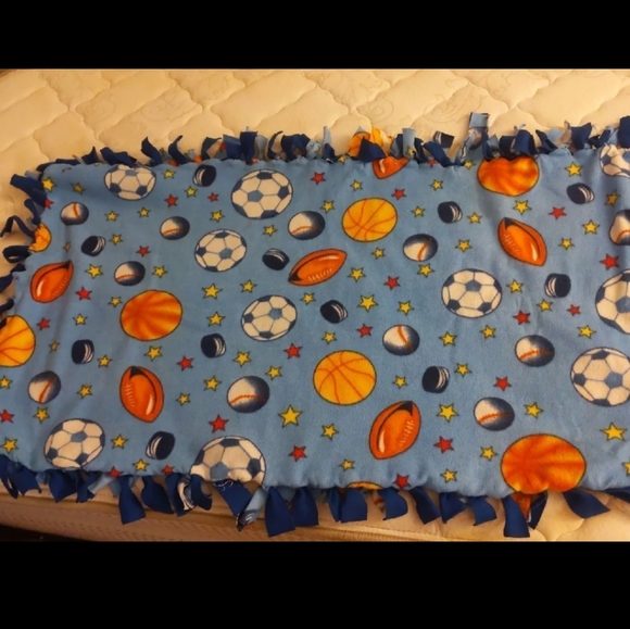 Baby boy tie fleece blanket - Picture 2 of 3